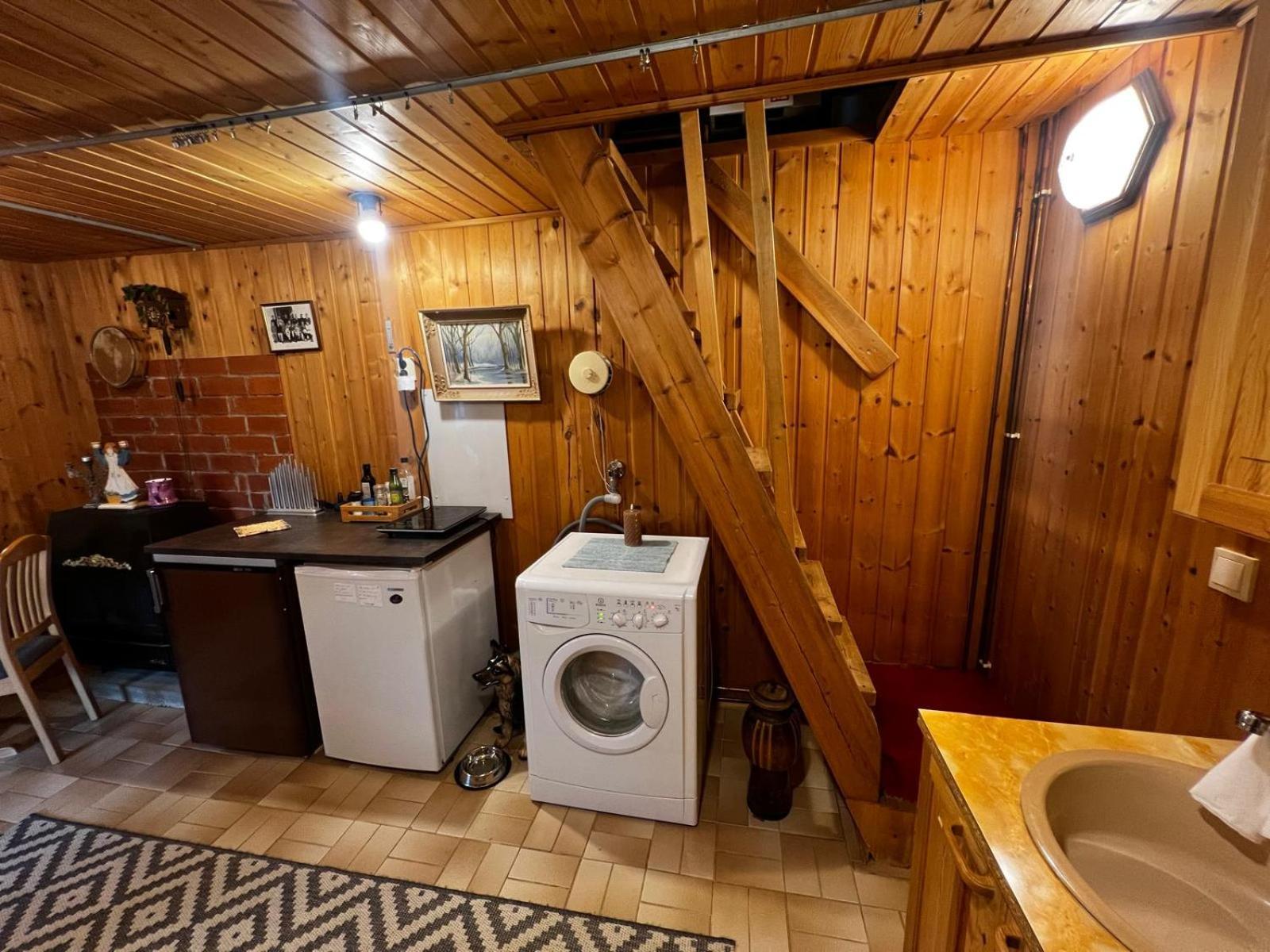 Adorable 1-Bedroom Cottage/Guesthouse In Kittilae Exteriör bild